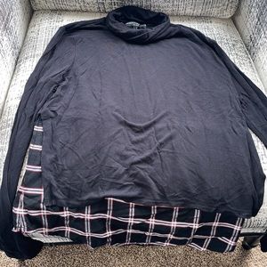 Generation Love black plain turtleneck size small